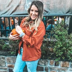 Meet your Posher, Brooke